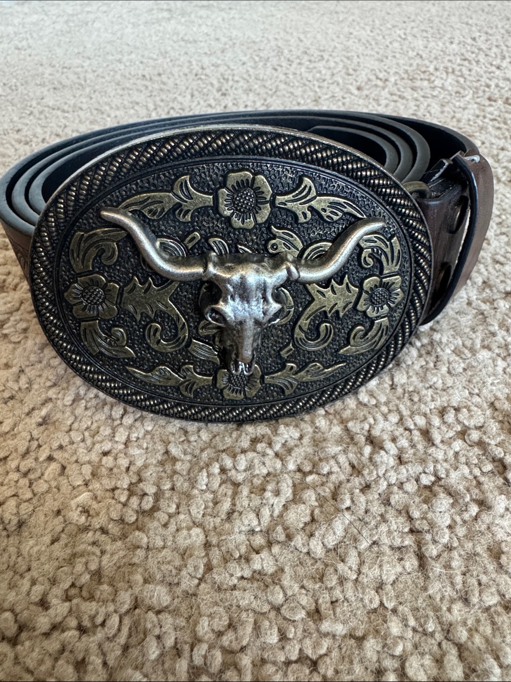 Western Longhorn Leather Belt with Antique Silver-Tone Buckle